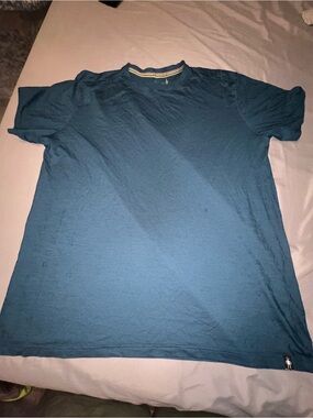 Men’s smartwool shirt